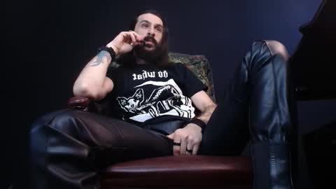 Snapshot of axelcolton chatting on 02-21-25, 10:50 AxelColton online show from 02-21-25, 10:50