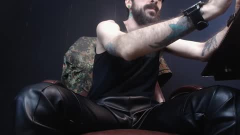 Snapshot of axelcolton chatting on 02-22-25, 12:29 AxelColton online show from 02-22-25, 12:29