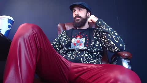 Snapshot of axelcolton chatting on 03-10-25, 05:43 AxelColton online show from 03-10-25, 05:43