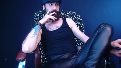Snapshot of axelcolton chatting on 03-12-25, 12:47 AxelColton online show from 03-12-25, 12:47