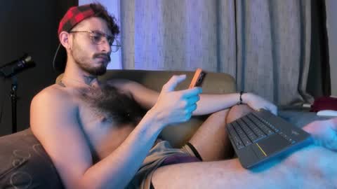    online show from 02-11-25, 01:52