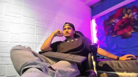 Axell Cross2 online show from 10-06-25, 03:26