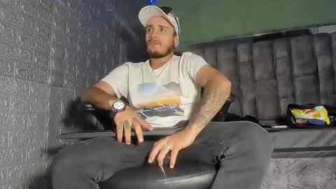 Axell Cross2 online show from 01-07-26, 07:49