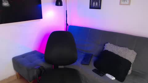 axell online show from 11-29-25, 01:41