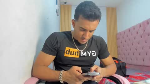 axelsavage042 online show from 01-12-26, 07:30