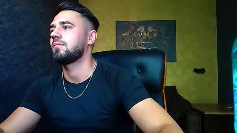 Snapshot of axelwaylon chatting on 10-10-25, 11:20 AxelWaylon online show from 10-10-25, 11:20