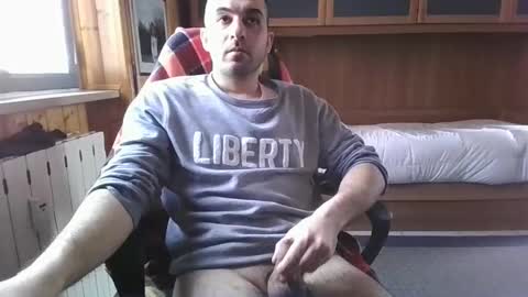 Axel online show from 02-23-25, 12:16