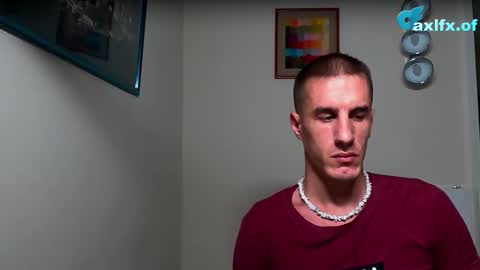 Axl online show from 10-11-25, 11:36