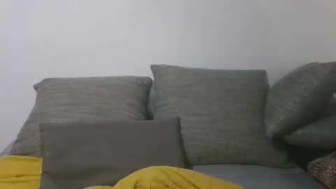 axue online show from 12-22-25, 08:50