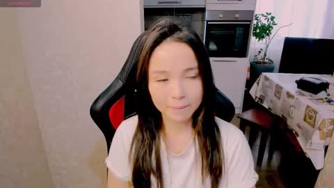 Aya Moon online show from 11-10-25, 06:45