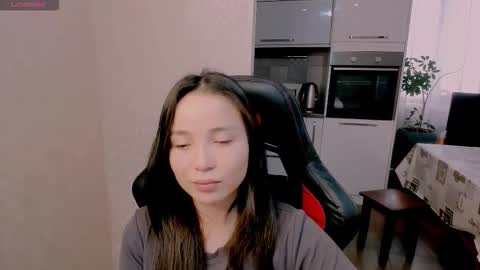 Snapshot of aya_moon chatting on 12-05-25, 05:49 Aya Moon online show from 12-05-25, 05:49