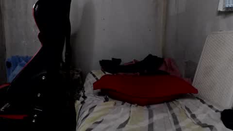 ayantipondz69 online show from 10-15-25, 08:09