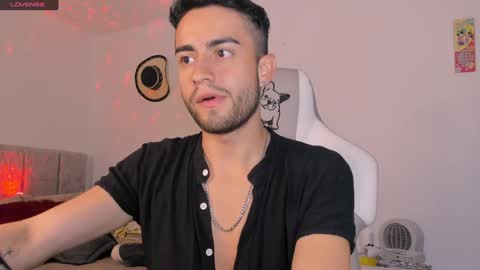 AYDAN STIVEN OF AYDANSTIVEN online show from 12-20-24, 08:12