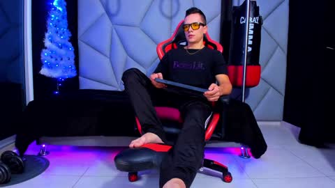 Ayden Miller online show from 12-10-24, 04:27