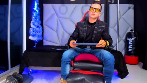 Ayden Miller online show from 12-13-24, 02:43