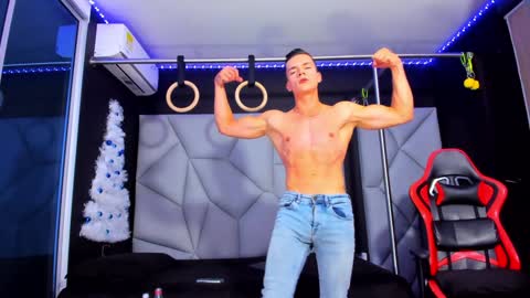 Ayden Miller online show from 12-24-24, 04:22