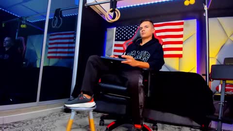 Ayden Miller online show from 09-08-25, 11:48