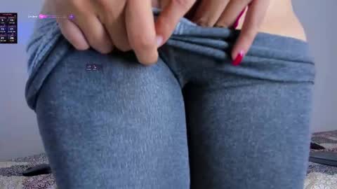 Snapshot of ayheleen_sexygirl3 chatting on 10-14-25, 08:20 Mariana online show from 10-14-25, 08:20