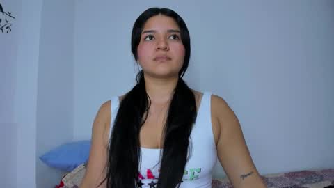 Snapshot of ayheleen_sexygirl3 chatting on 10-18-25, 06:30 Mariana online show from 10-18-25, 06:30