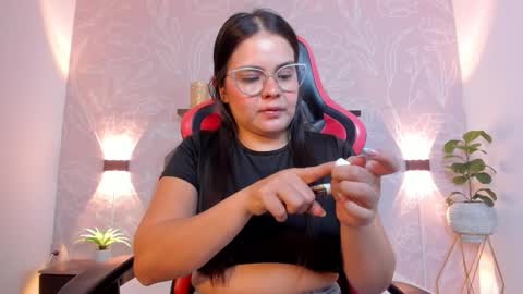 Alyda Jaramillo online show from 02-26-26, 07:35