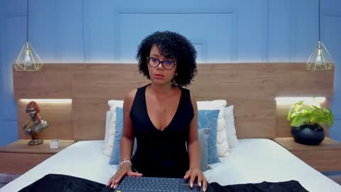 Ayleen online show from 12-15-24, 07:42
