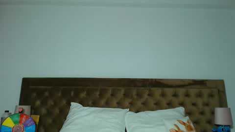 Aylin online show from 01-12-26, 03:45