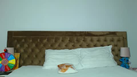 Aylin online show from 01-13-26, 03:45