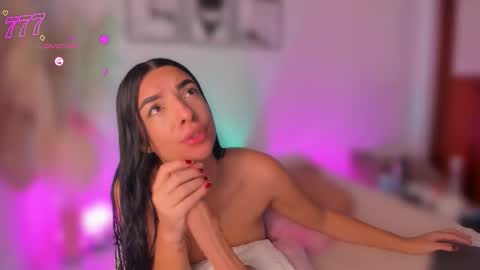 Snapshot of aylinz chatting on 03-02-26, 01:40 Alish online show from 03-02-26, 01:40