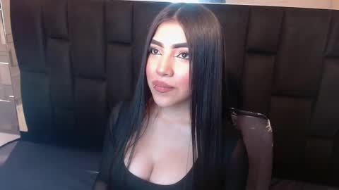 Snapshot of aysel_27 chatting on 10-21-25, 06:08 Aysel online show from 10-21-25, 06:08