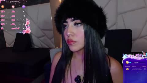 Aysel online show from 12-22-25, 09:23