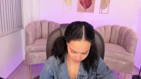 ayshel_cooperr online show from 10-12-25, 04:11