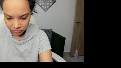 ayshel_cooperr online show from 10-20-25, 04:02