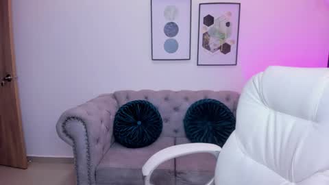 ayshel_cooperr online show from 10-24-25, 04:31