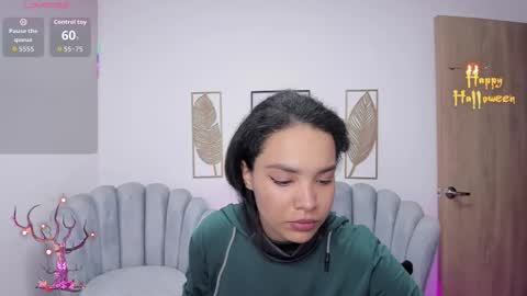 ayshel_cooperr online show from 10-25-25, 04:20