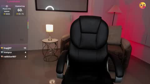 ayshel_cooperr online show from 11-01-25, 02:35