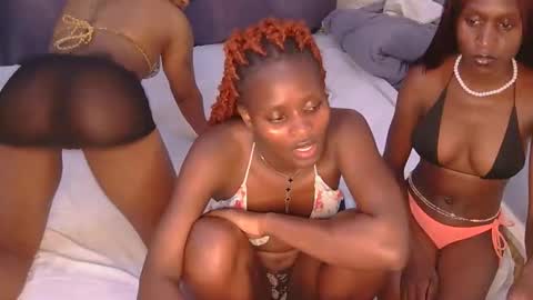 Azalea online show from 03-01-26, 05:04