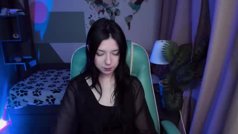 Snapshot of azaliya_haze chatting on 12-03-25, 05:26 Azaliya online show from 12-03-25, 05:26