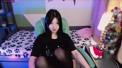 Snapshot of azaliya_haze chatting on 12-14-25, 05:24 Azaliya online show from 12-14-25, 05:24