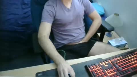 Snapshot of azdert210 chatting on 12-11-24, 05:04 Azdert21 online show from 12-11-24, 05:04