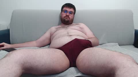 Snapshot of azer912 chatting on 12-10-24, 09:54 Azer online show from 12-10-24, 09:54