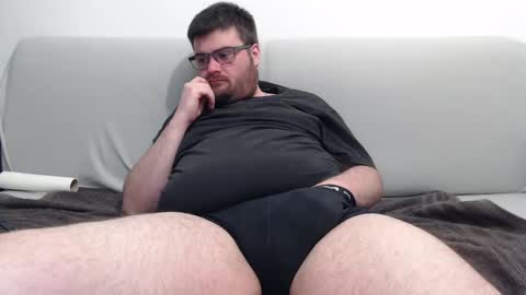 Snapshot of azer912 chatting on 02-11-25, 09:14 Azer online show from 02-11-25, 09:14