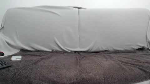 Snapshot of azer912 chatting on 09-18-25, 09:17 Azer online show from 09-18-25, 09:17