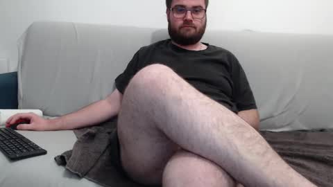 Snapshot of azer912 chatting on 11-21-25, 10:52 Azer online show from 11-21-25, 10:52