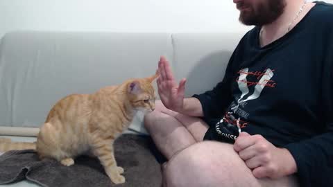 Snapshot of azer912 chatting on 11-28-25, 10:56 Azer online show from 11-28-25, 10:56