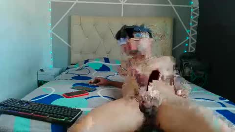 azielcastro1998 online show from 02-12-26, 06:47