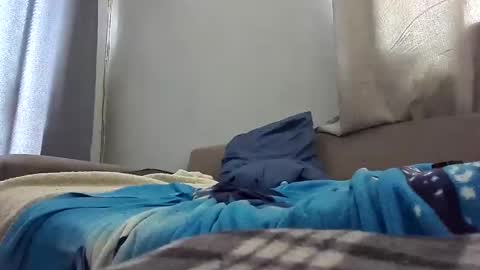 Snapshot of azmodan_sell chatting on 12-16-24, 02:05 Azmodan online show from 12-16-24, 02:05