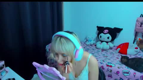 Azu Moure online show from 02-14-26, 03:47