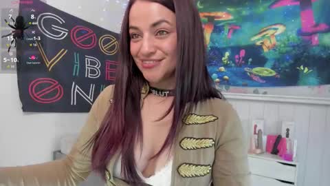 Azucena R online show from 09-18-25, 02:30