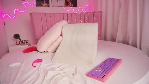 PRINCESS AZUL. online show from 12-28-24, 11:16