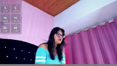 azul_moonn online show from 11-18-25, 03:45